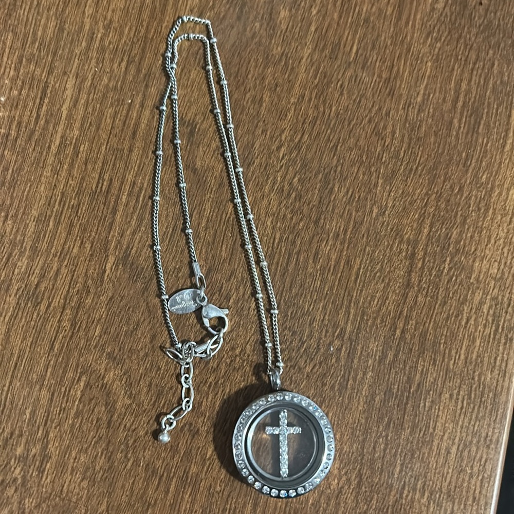 Origami Owl Cross Necklace Locket